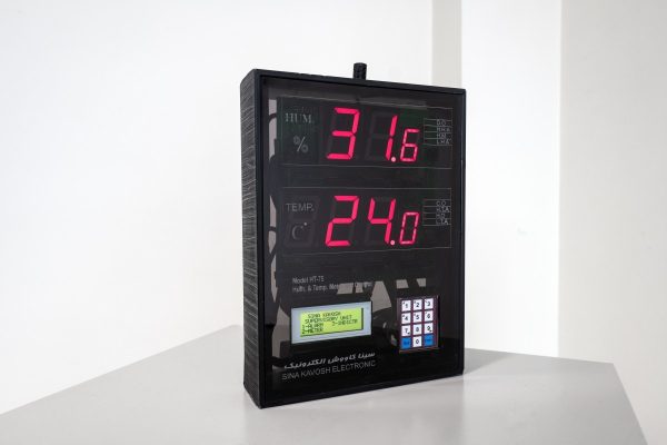 Temperature and Humidity Controller Model HT-75